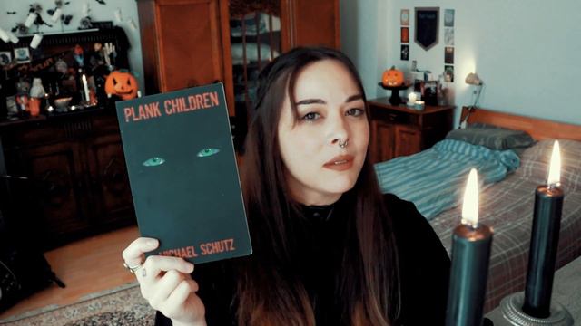 Horror Book Review - Plank Children & Hospital Hill + mini travel vlog - Sept 2021 смотреть онлайн