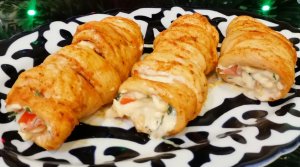 НОВЕНЬКИЙ РЕЦЕПТ на НОВОГОДНИЙ СТОЛ! Куриные трубочки с начинкой. Рецепты на новый год 2023