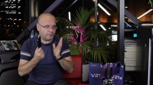 Vivo V21 и V21e. Главные блогерфоны.