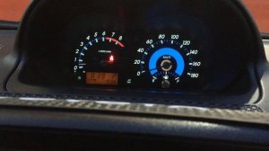 приборная панель toyota ist