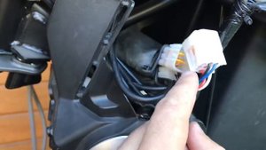 Установка USB розетки на электромотоцикл Super Soco TC Max