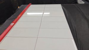 Подготовка печати на керамической плитке.