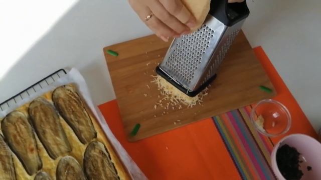 Потрясающе ВКУСНОЕ блюдо из кабачков и баклажанов / Закусочный рулет - украшение стола