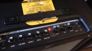 MUSTANG II V2 by Fender