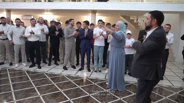 wedding day chechen - Танец марваш и марйиш