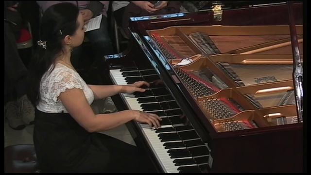 Dinara Klinton plays Chopin : Mazurkas Op 30 смотреть онлайн