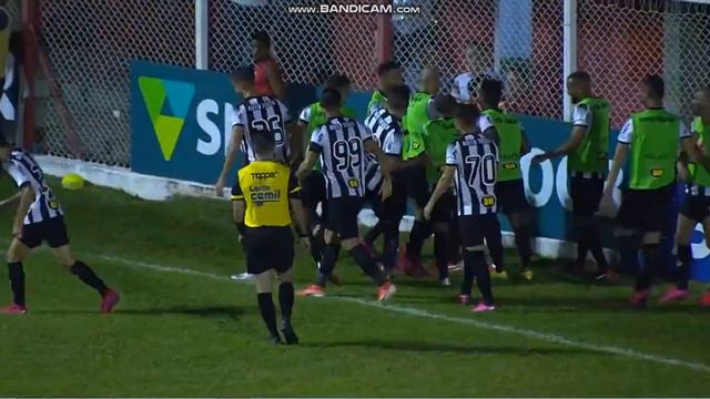 Gol Guilherme Arana Vila Nova 0x3 Atletico Mg