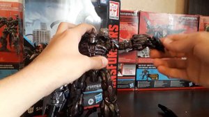 Transformers Studio Series - Шоквейв(56).
