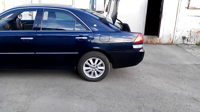 TOYOTA MARK 2 GX115,открытие багажника смотреть онлайн