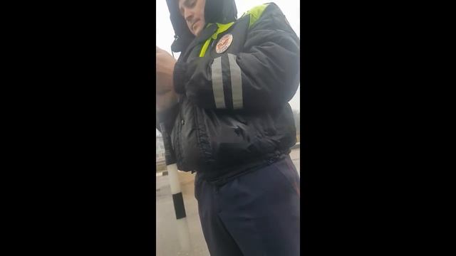 Спец рота г. Краснодар смущается при виде камеры смотреть онлайн