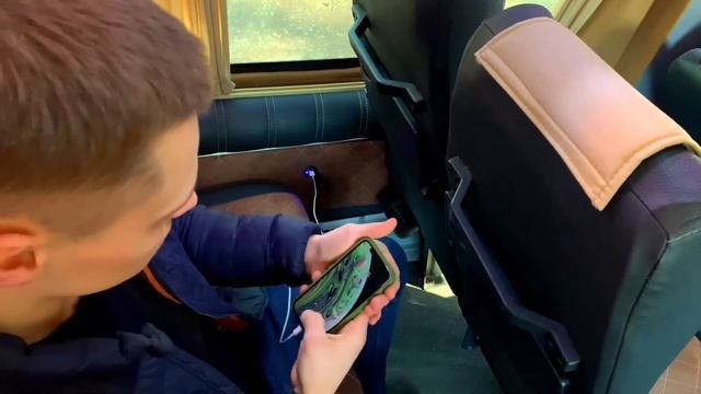 Mercedes Sprinter, салон класу "Люкс", 21 пасажирське місце смотреть онлайн