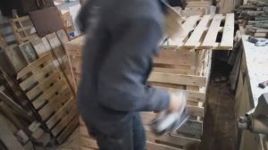 Беседка-домик-магазинчик из поддонов.