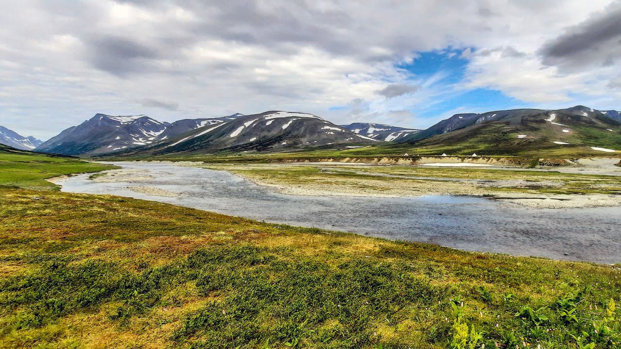 Полярный Урал, сплав - озера Малое, Большое Хадатаёганлор, реки Большая Хадата, Щучья. Сюжет 4