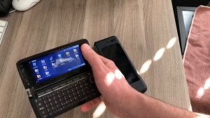 Nokia E90 vs. Galaxy Fold. 13 лет разницы.