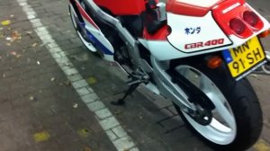 HONDA CBR 400 RR 1989