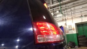 Техническое обслуживание Ситроен С-Кроссер 2011 года.