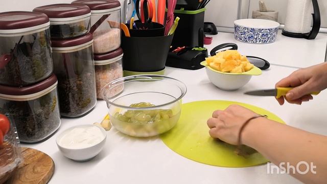 САЛАТ С БЕЛЫМ КИШ МИШЕМ И АНАНАСОМ | – смотреть онлайн видео от Салаты ...