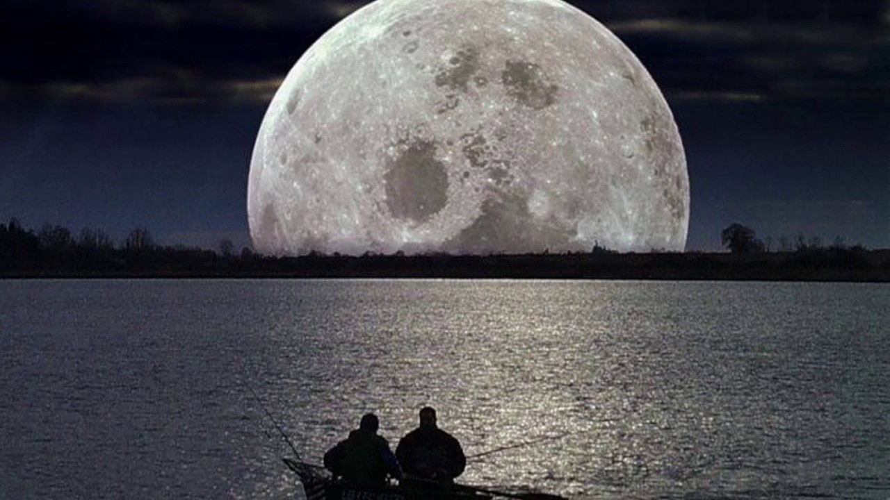 Самая лучшая луна. Луна. Полнолуние. Лунный пейзаж. Луна в приближении.