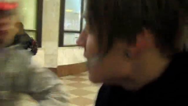 Снег-Снег - Не всерьез (Туровый клип, Весна 2009, lo fi) смотреть онлайн