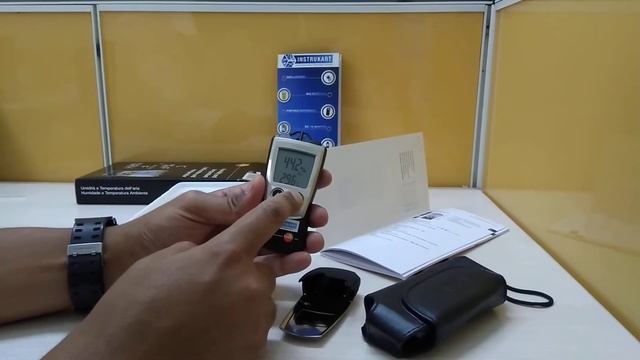 Testo 610 Temperature and Humidity Meter