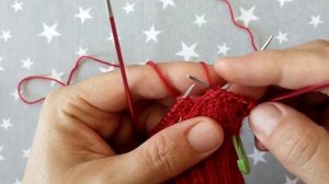 Ажурный узор для носочков. Рябиновые грозди.