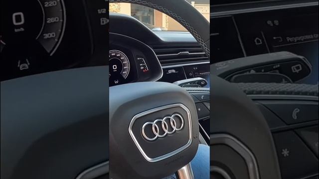 Почему Оксана @redkoks так сильно смеётся от Audi Q8