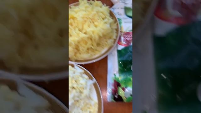 Всем вкусного перекуса, а у нас сегодня мимоза. смотреть онлайн