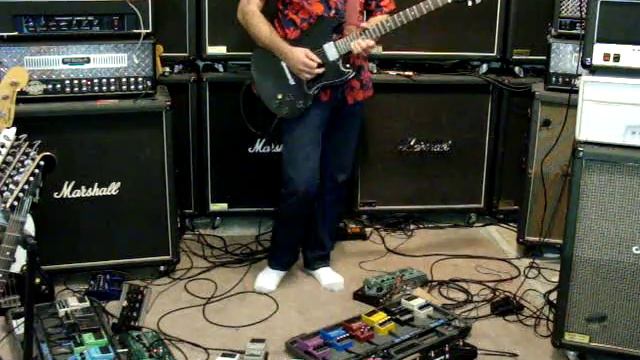 1983 Gibson THE SG Black Demo смотреть онлайн