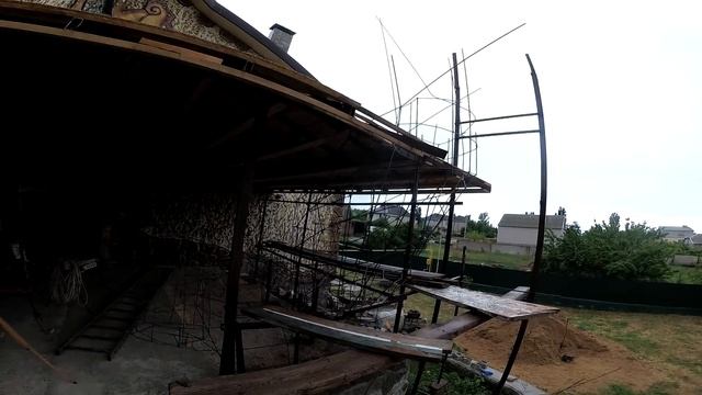 Как сделать беседку с камином. оформление цоколя дома , руками девочки Лены.. смотреть онлайн