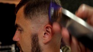 FADE | КАК ПОДСТРИЧЬ  ФЕЙД? | ПРОСТОЙ СПОСОБ | barber tutorial