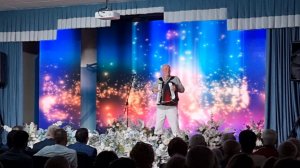 Потрясающая Песня!!! Хочется Слушать и Слушать!!!