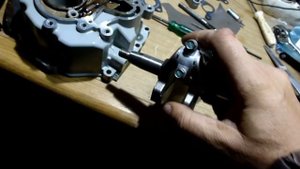 Лодочный мотор Suzuki 2. 5 заклинил Сборка мотора #МексиканецТВ