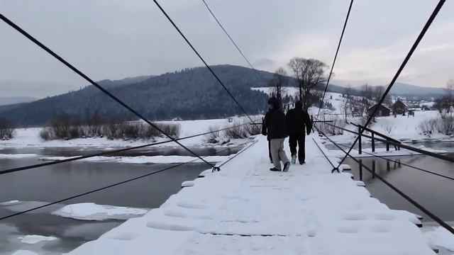 река Стрий подвесной мост вблизи с.Сходница смотреть онлайн