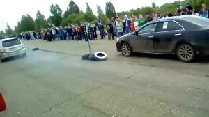 камри против субару