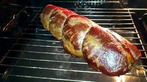 Ошеек свиной варено-копченый