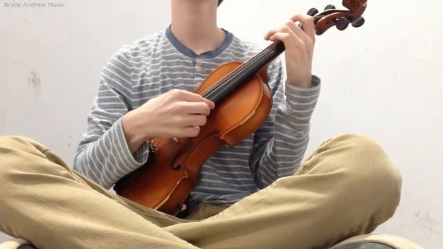 Violin pizzicato in an echoey room (Lindsey Stirling) смотреть онлайн