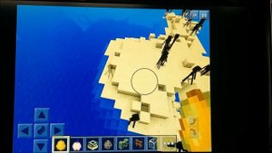 Новый Эндермен воин в Майнкрафте Minecraft, чего он боится воды ?
