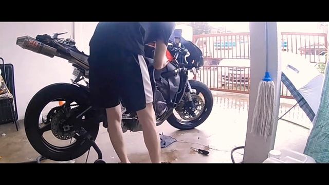 Honda CBR600RR change fairing recording cbr 2009 F5 换壳记录 смотреть онлайн