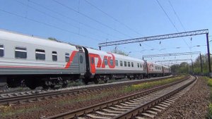 Электровоз ЭП1М-747, электропоезд ЭР9П-К-276