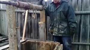 Чистка колодца.Песок,ил. Без откачки воды. Грейфер,экскаватор. Быстро,безопасно.