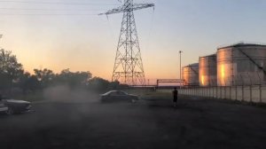 дрифт на БМВ Е34 520 2.0. объем 2. г.Кара Балта. Кыргызстан. сходка БМВ Е34