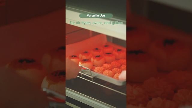 Non-stick precut unbleached parchment paper baking sheets for air fryers, oven, bakeware & steaming