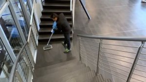 Поломойка без кабеля Orbitizer - профессиональная машина для уборки полов