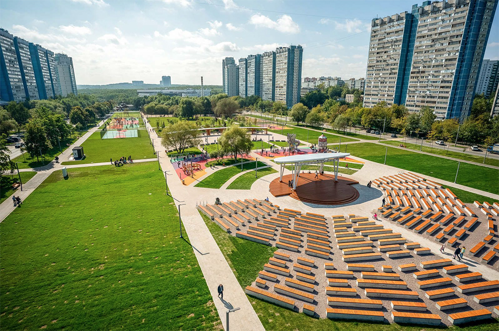 Собянин: Москва стала мировым лидером по темпам улучшения городской среды / События на ТВЦ