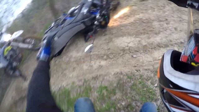 Yamaha PW 80 drifting on ice|| Enduro action смотреть онлайн