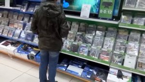 Мальчик разбил телефон Обязательно посмотри этот ролик