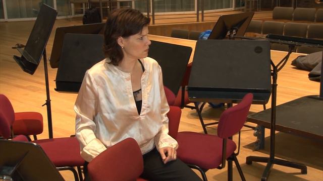 (3. Chairs) Mezzo-soprano Marjolein Niels sings fragments of Waltrautes Erzählung смотреть онлайн