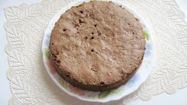 Шоколадный торт с заварным кремом
