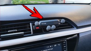 Универсальный и удобный держатель смартфона в автомобиль