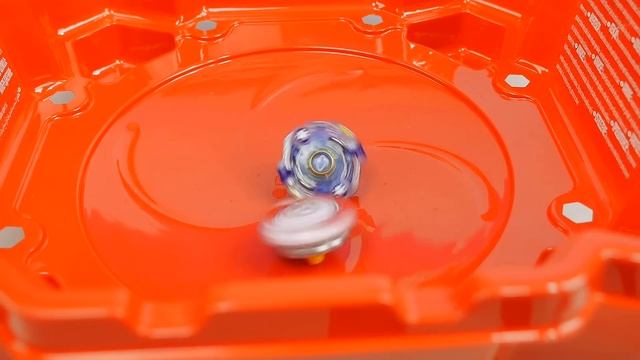 BeyBlade BURST Запуск волчков Odax, Unicrest, Xcalius, Yegdrion  - Даник с папой играют в БЕЙБЛЭЙД